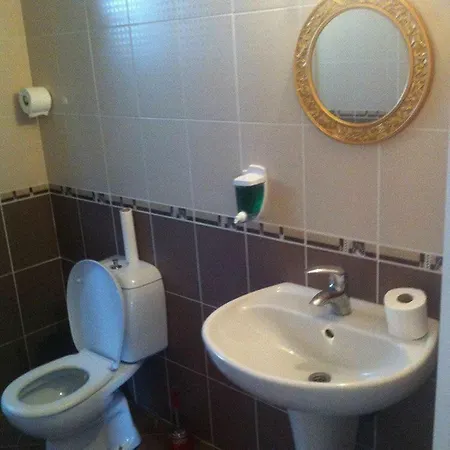 Lux Bektas 4 *